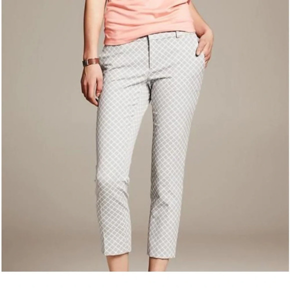 Banana Republic Pants - Banana Republic Hampton Pant Women 4P Gray White Geometric Print Crop Dress Pant